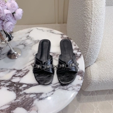 Balenciaga Slippers